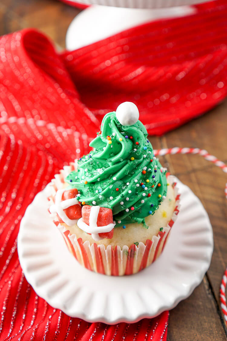 easy-christmas-tree-cupcakes-sugar-soul