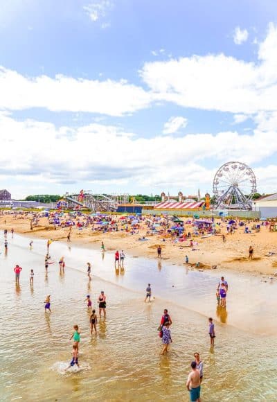 Planning a summer trip to Maine, make sure you add Old Orchard Beach to your itinerary! The Pier, beach, food, and amusement park are a summer MUST!