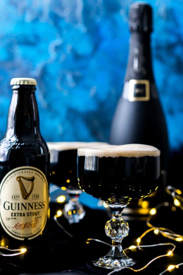 Guinness Champagne Black Velvet Cocktail Sugar Soul   Black Velvet Guinness Champagne Cocktail 6 600x900 