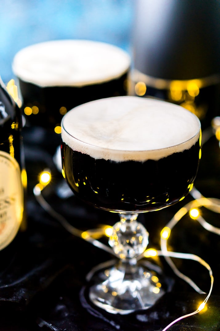 How to make a Black Velvet drink, and what its ingredients mean
