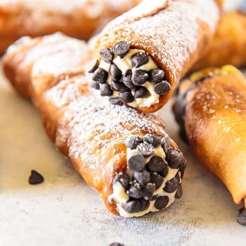 Homemade Classic Cannoli Recipe