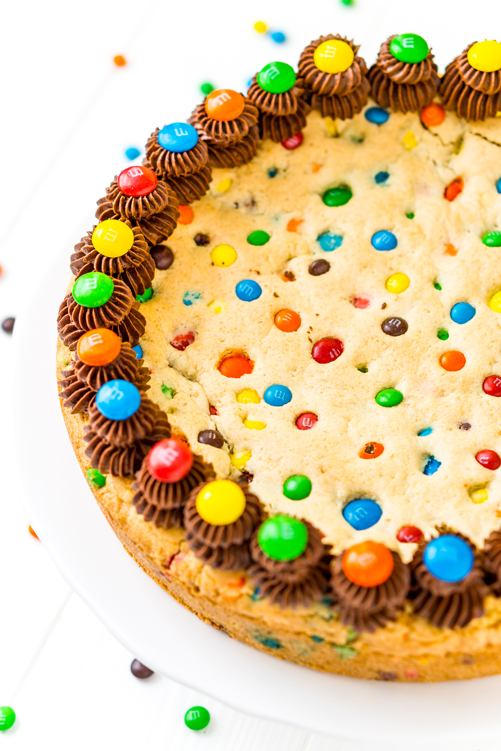 https://www.sugarandsoul.co/wp-content/uploads/2019/02/mms-cookie-cake-recipe-1-2.jpg
