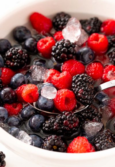 Nature's Cereal is the hottest new (and healthy) TikTok trend that's taking the world by storm! Made with fresh berries, coconut water, and ice - it's super refreshing and flavorful!