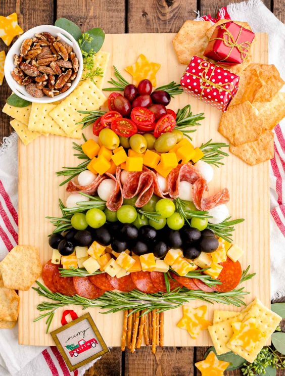 Christmas Tree Charcuterie Board - Sugar and Soul