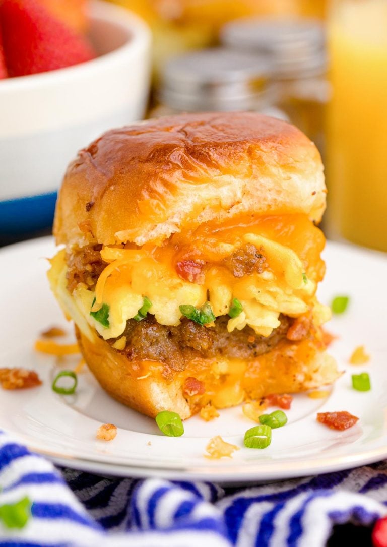 Hawaiian Rolls Breakfast Sliders Sugar And Soul