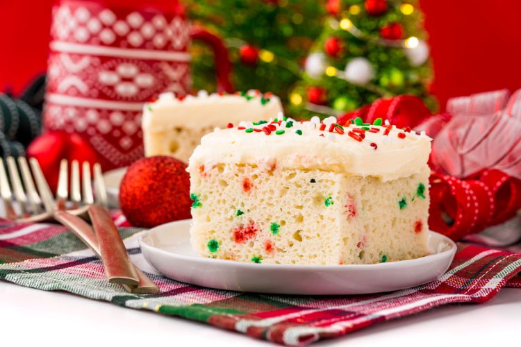 Tin Can Mini Christmas Cakes - Eats Amazing.