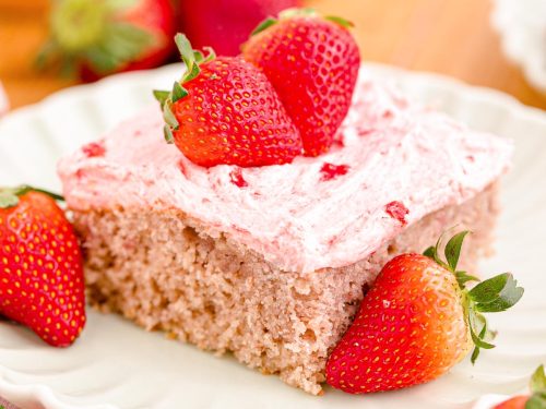 Strawberry Frosted Layer Cake Recipe - BettyCrocker.com