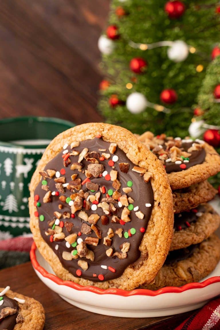 Christmas Crack Cookies - Sugar and Soul