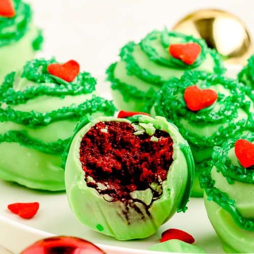 The Grinch Chocolate Mug Cake Set