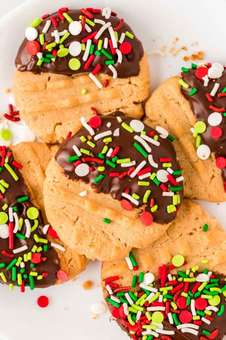 Peanut Butter Christmas Cookies - Sugar and Soul