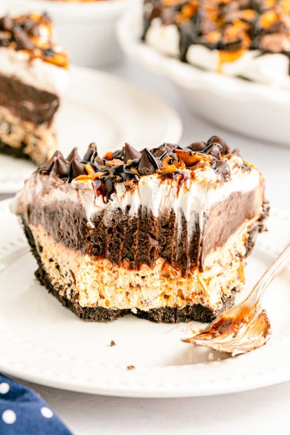 Butterfinger Pie (No Bake Recipe) - Sugar and Soul